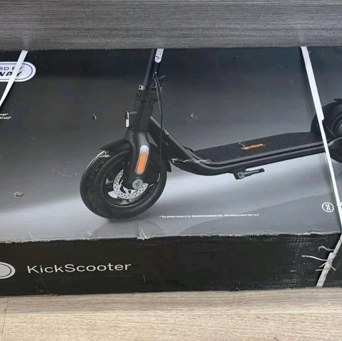 Brand new Segway Ninebot F-SE 25-Mile Range Electric Kick Scooter w 