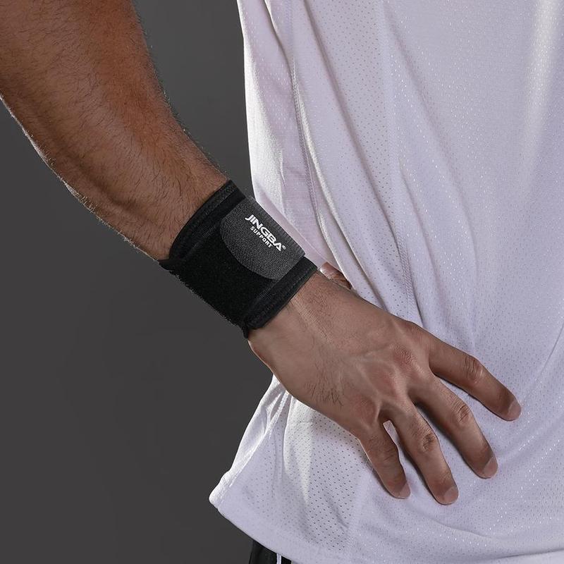 Adjustable Breathable Wrist Support Wrap for Basketball Weightlifting, 1 Count Protective Gear for Sports, Gym Accessories, Christmas Gift