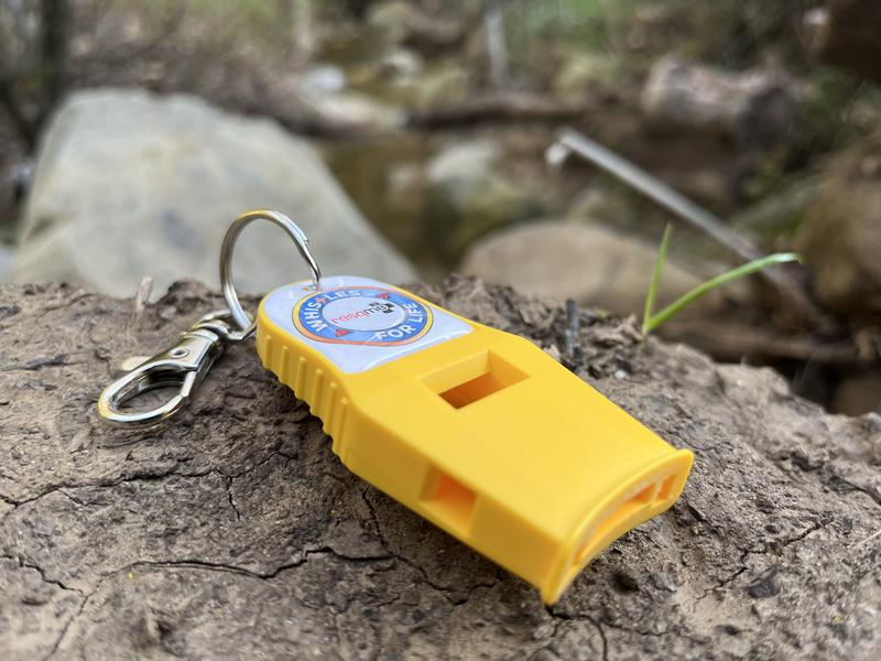 Whistles for Life Powerful 120 decibels emergency whistle