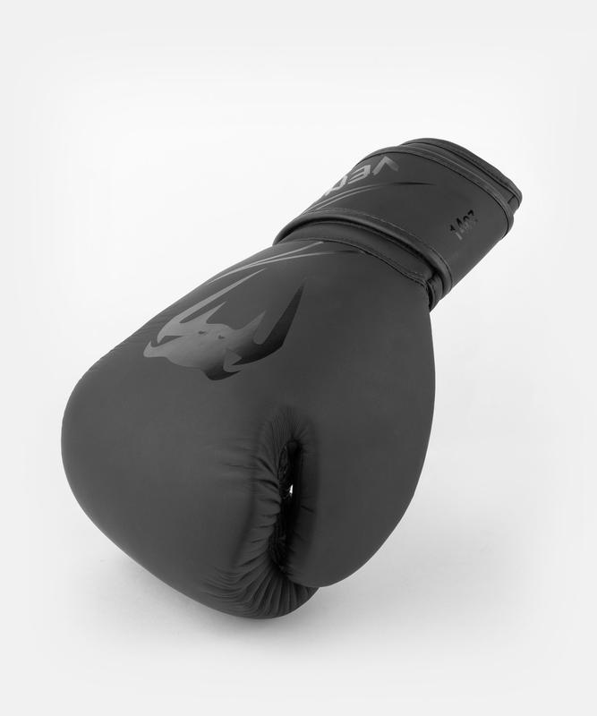 Venum Classic Boxing Gloves - Unisex - Black