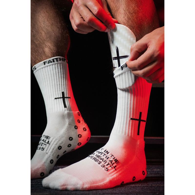 'CROSS' SHIN PADS