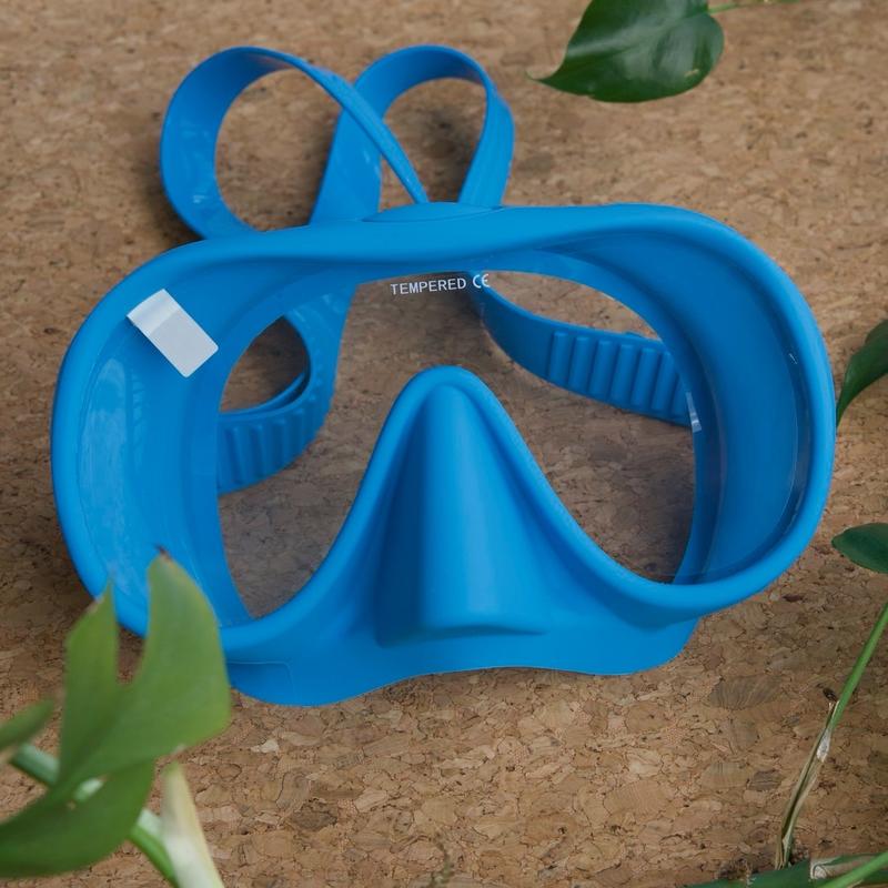 Top Quality Inspected Amazing Dive Masks with Free Matching Snorkel - Hawaii