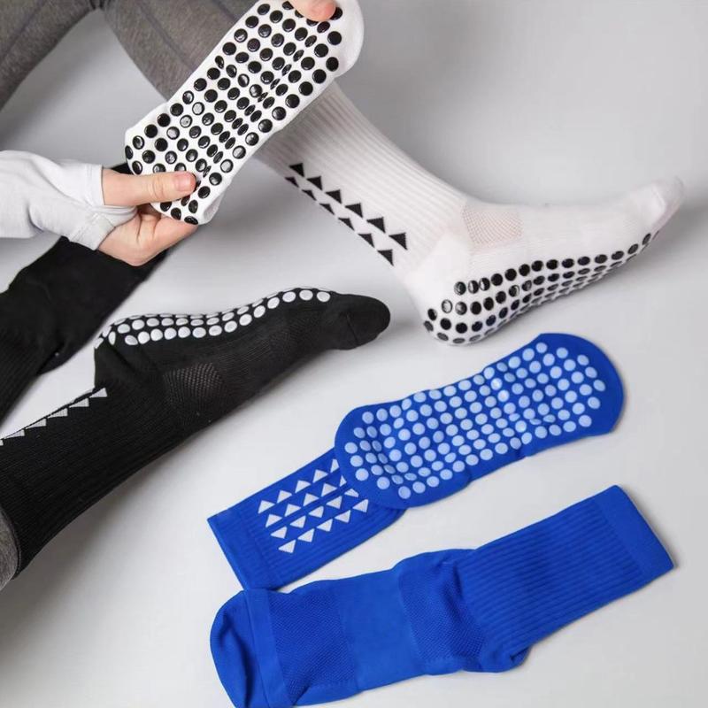 1 pair of breathable, sweat-absorbing, shock-absorbing, non-slip thickened towel-bottom socks, suitable for soccer training, professional soccer matches and daily fitness workouts