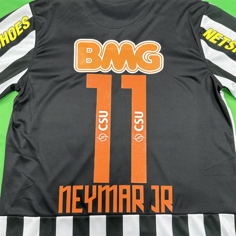 Nike 11-12 Barclays Premier League Santos Home No. 11 Neymar Short Sleeve Vintage Soccer Jersey