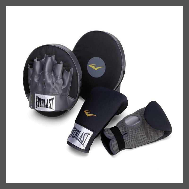 Everlast Fitness Training Heavy Bag Gloves Kit Punch Mitts, One Size, Black