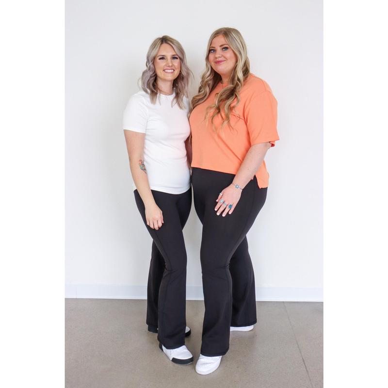 The Everyday Flare Yoga Pant Legging