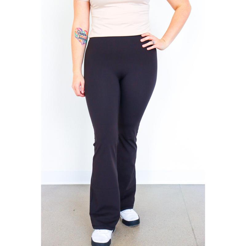 The Everyday Flare Yoga Pant Legging