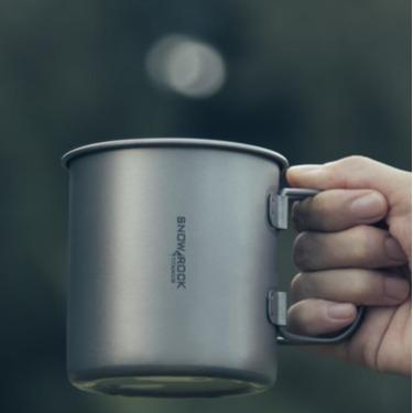 SNOW ROCK Titanium Camping Mug with Lid 450ML(15.21OZ) - Portable,Foldable Handle, BPA PVC BPS BPF-Free -Single Pure Titanium ,Coffee Cup for Hiking,Travel outdoor camping