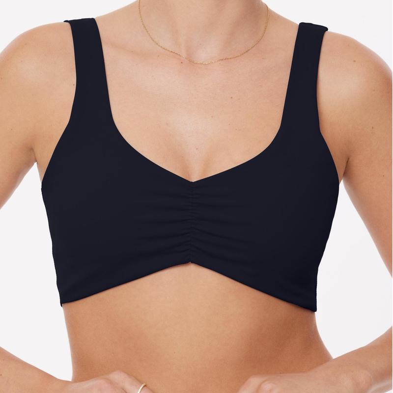 PAVOI Low Support Bra | Flattering Scrunch Moisture-Wicking Removable Pads Women's Sports Yoga Bra | FlexFlow